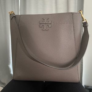 Tory Burch Small McGraw bucket bag